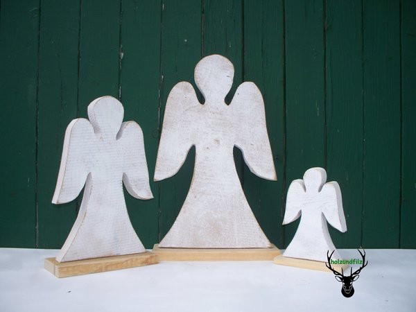 Engel "mit Kleid", auf Sockel, natur oder weiß, 3 Größen